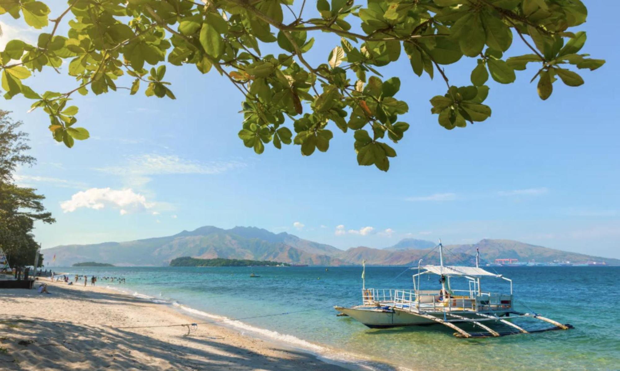Reddoorz Plus @ Seaborne Hotel Subic Zambales Exterior photo